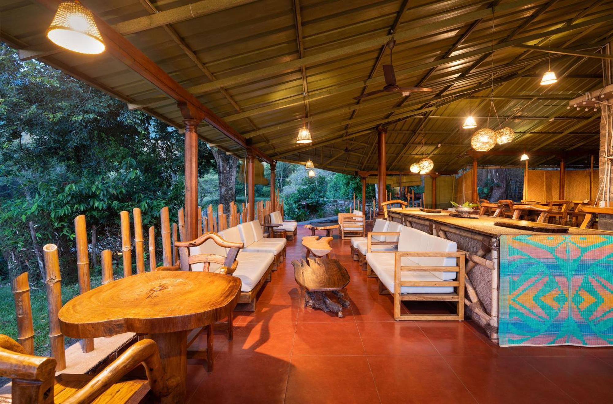 Hotel Jungle Hut Masinagudi Exterior foto